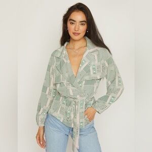 ***BRAND NEW*** French Mauve AMELIA FLOWY PRINT JACKET